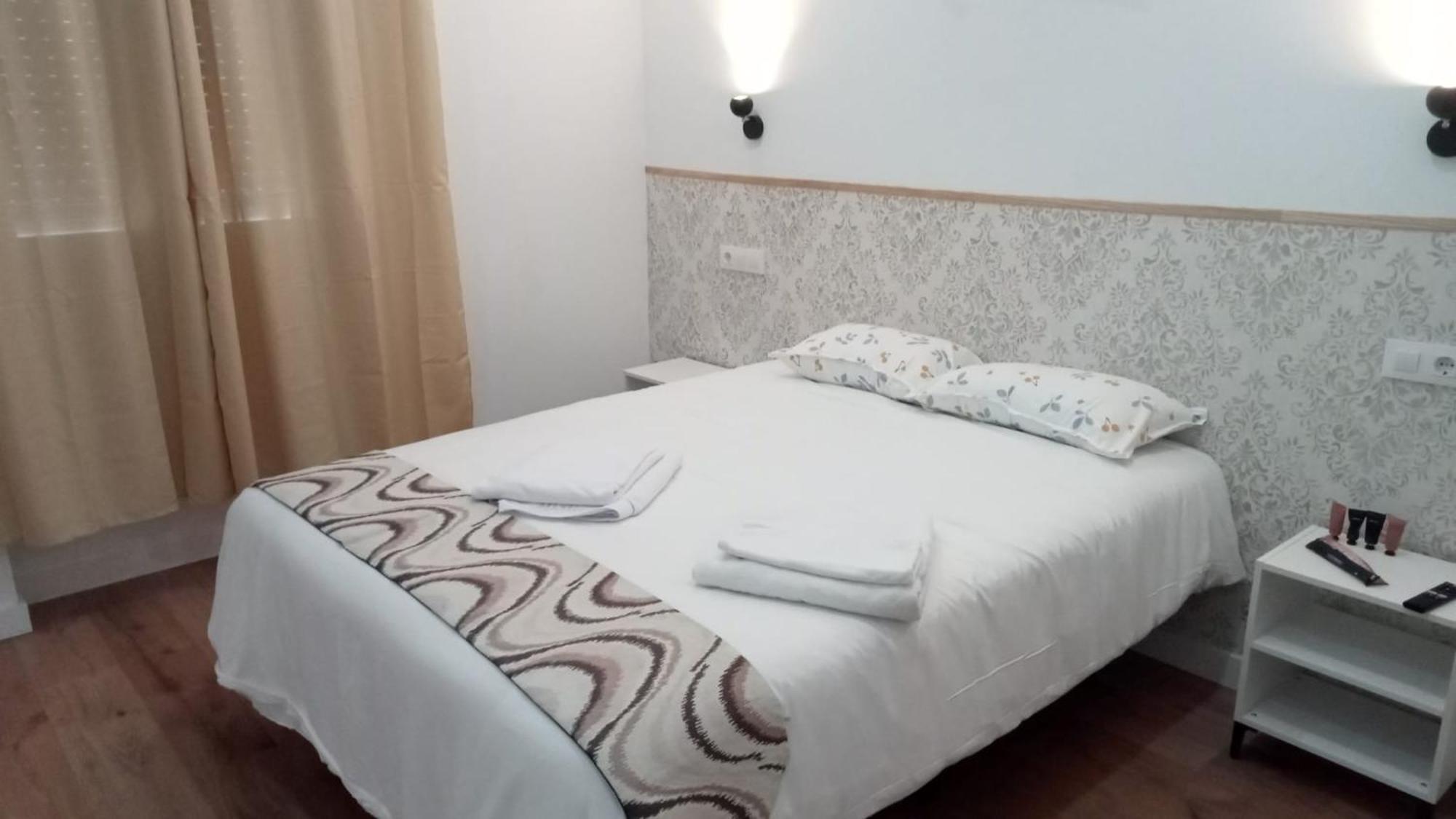 Sg Rooms Consuegra Exterior photo