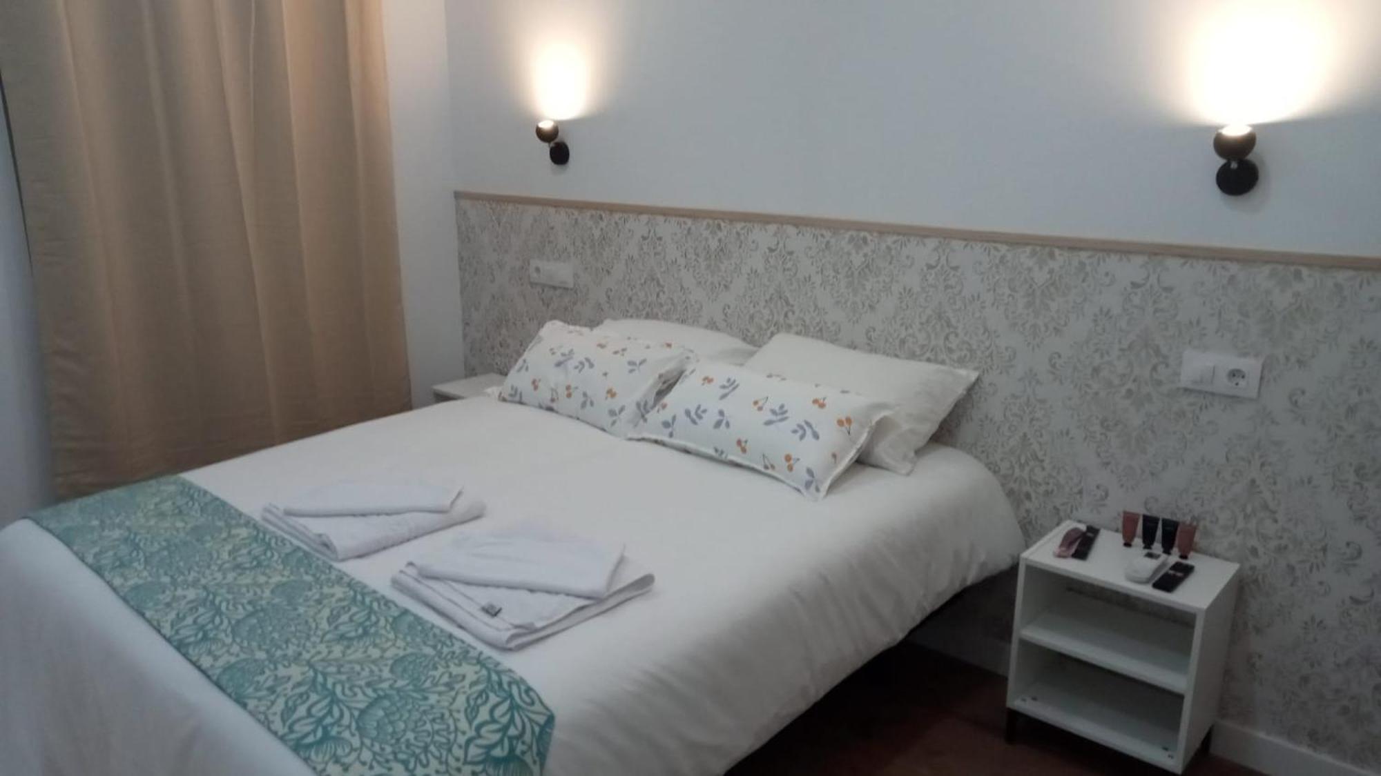 Sg Rooms Consuegra Exterior photo